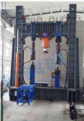 多通道协调加载试验机系统